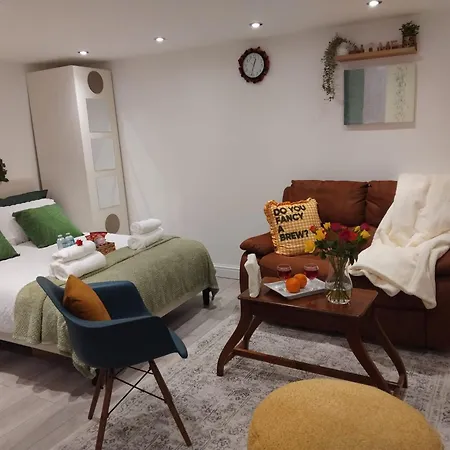 Cosy Flat With Free Wifi And Free Parking Leeds (West Yorkshire)