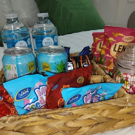 Cosy Flat With Free Wifi And Free Parking アパート リーズ