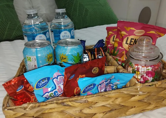 Cosy Flat With Free Wifi And Free Parking アパート リーズ